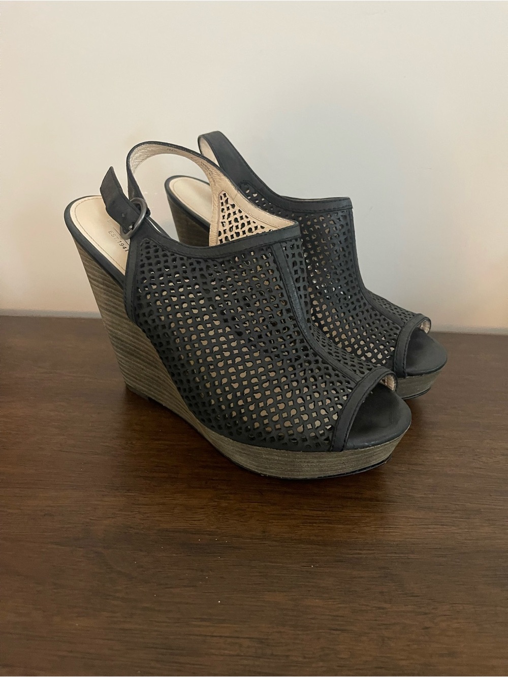 COACH Jaklyn Perforated Leather Platform Wedge Open Toe Slingback Sandals 8.5